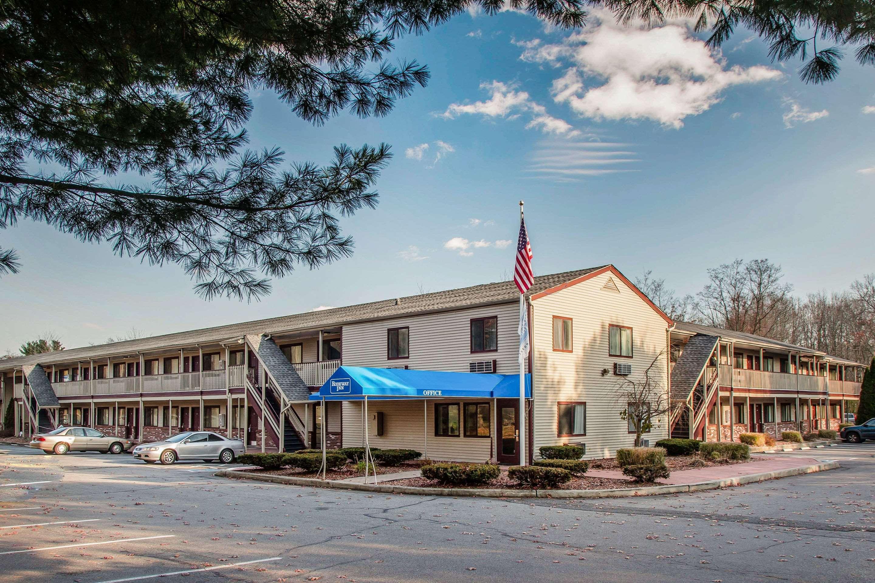 Rodeway Inn Groton Εξωτερικό φωτογραφία