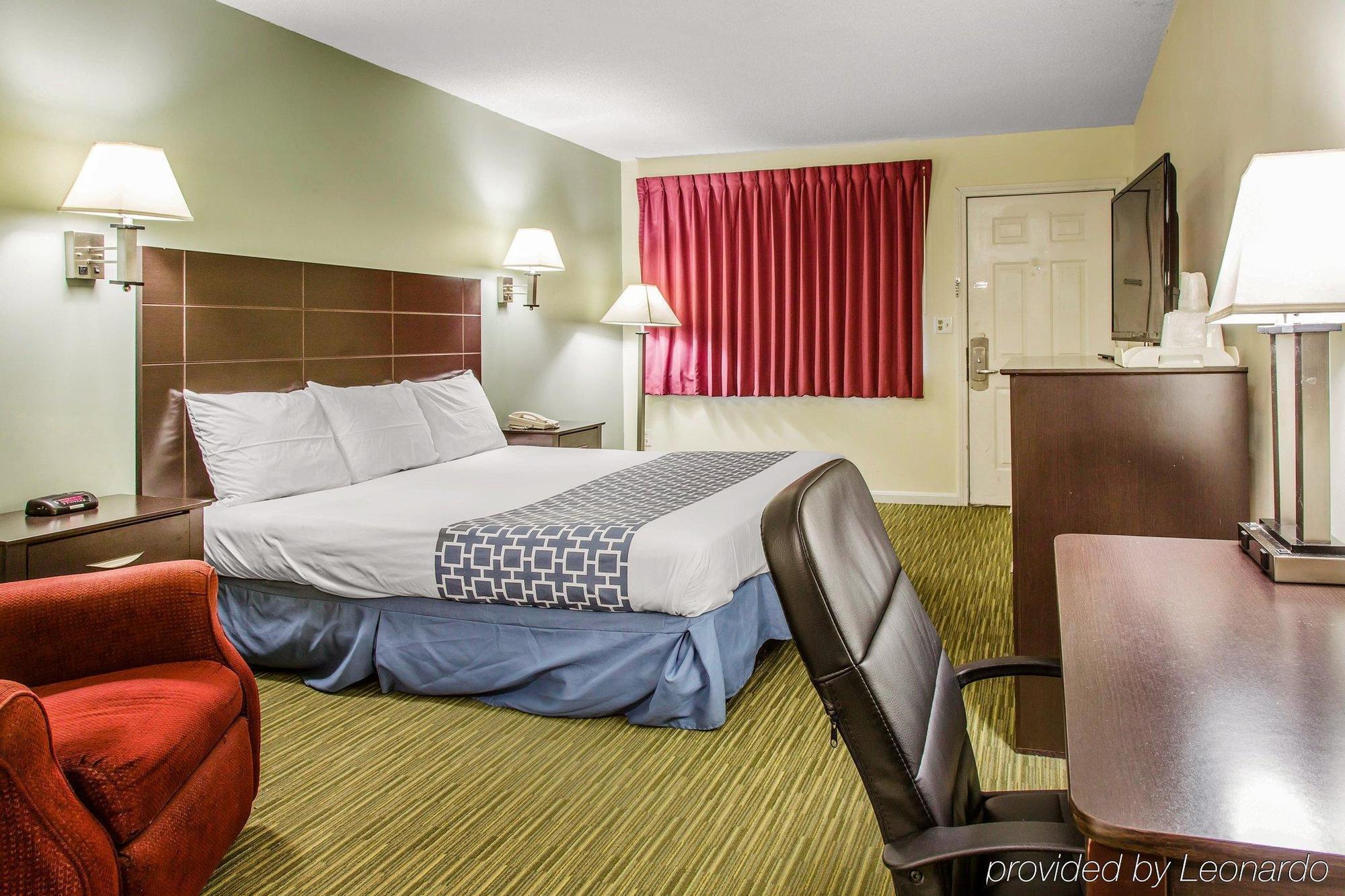 Rodeway Inn Groton Εξωτερικό φωτογραφία